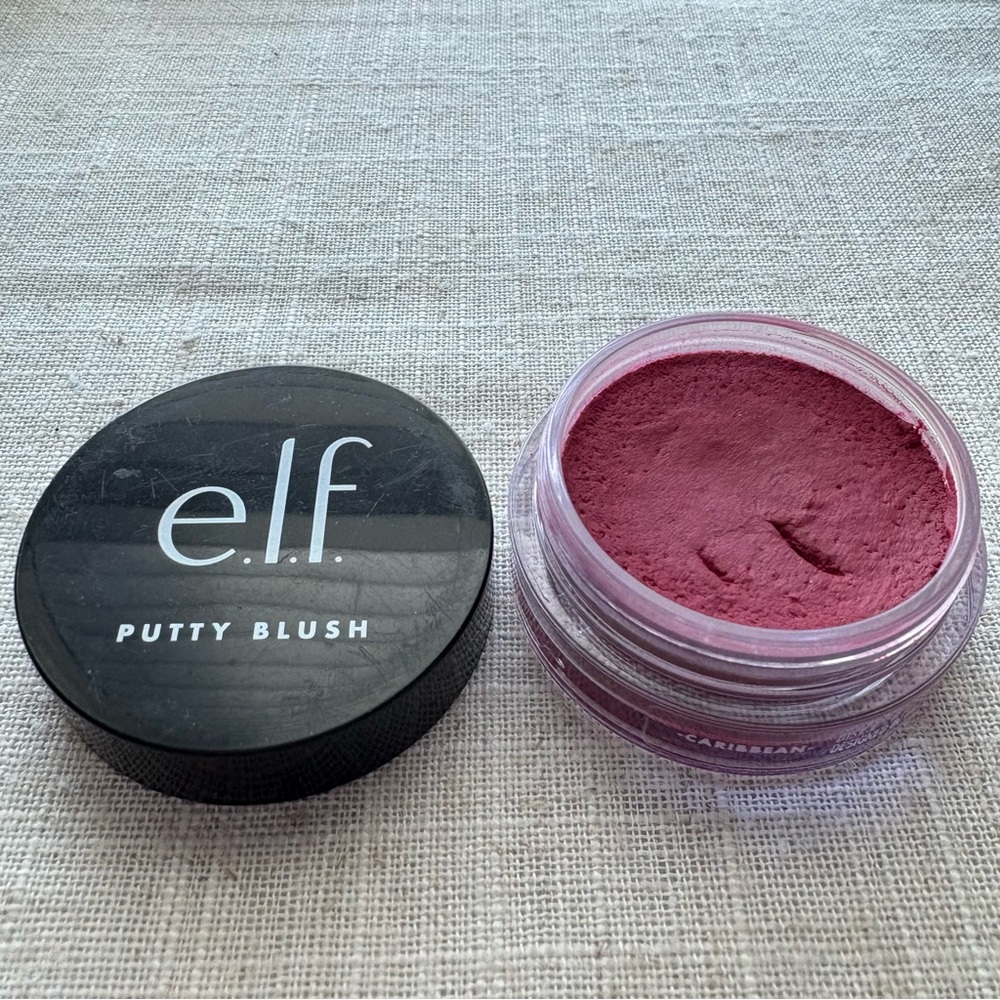 Makeup Bundle - Picture 2 of 13